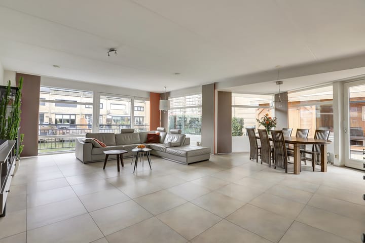 Foto 4 van Zwanebloem 4