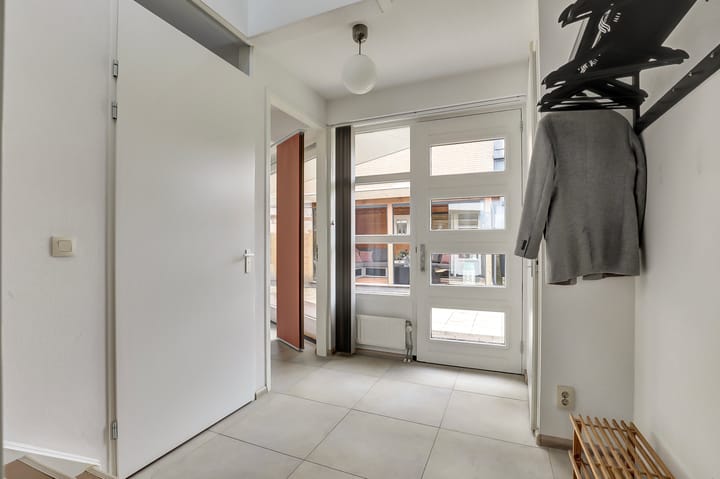 Foto 30 van Zwanebloem 4