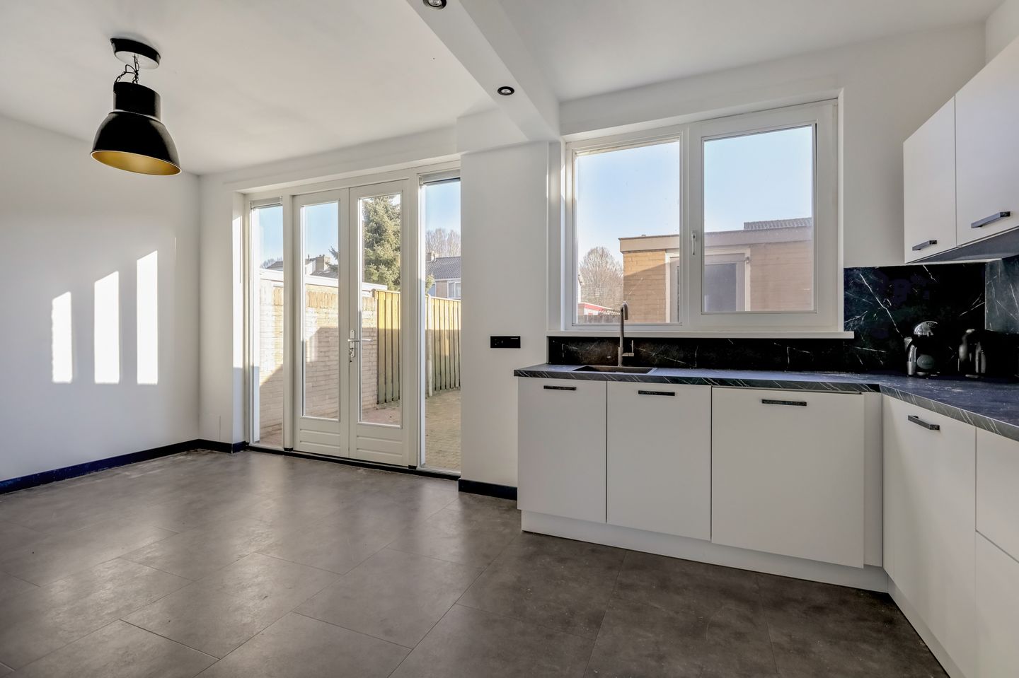 Foto 10 van Lijsterbeslaan 17