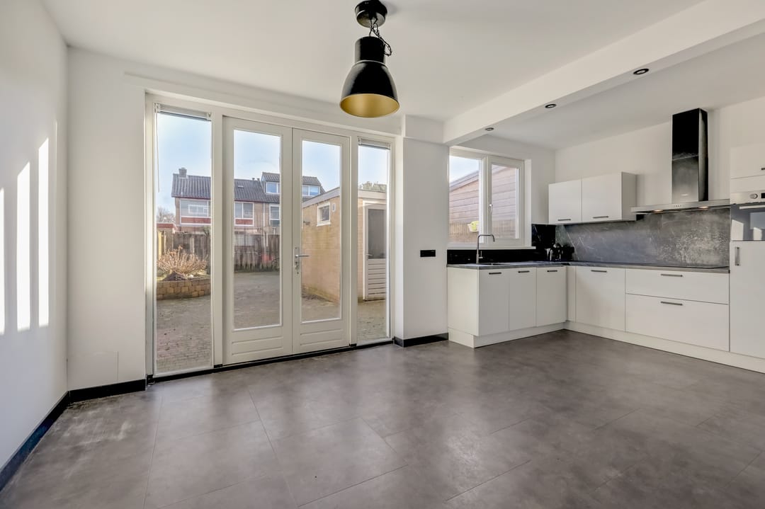 Foto 16 van Lijsterbeslaan 17