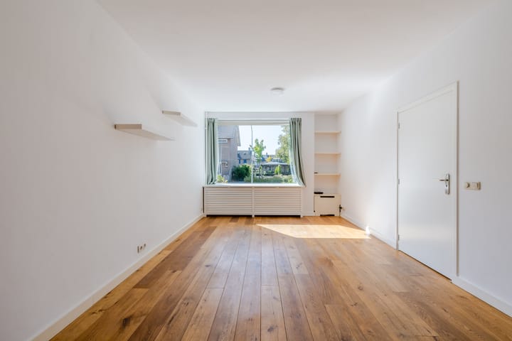 Photo 9 of Johannes Heerstraat 13