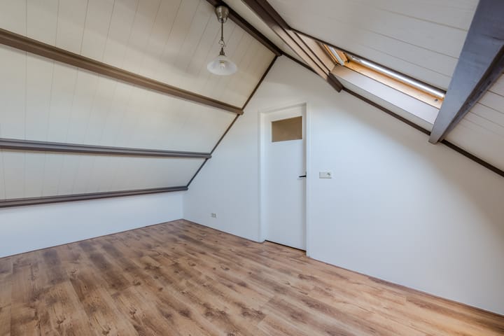 Photo 29 of Johannes Heerstraat 13