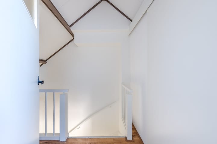 Photo 28 of Johannes Heerstraat 13