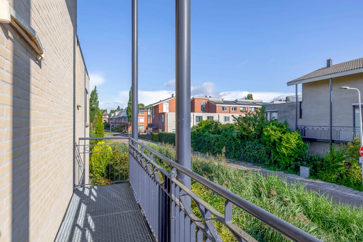 Foto 24 van Astersingel 80