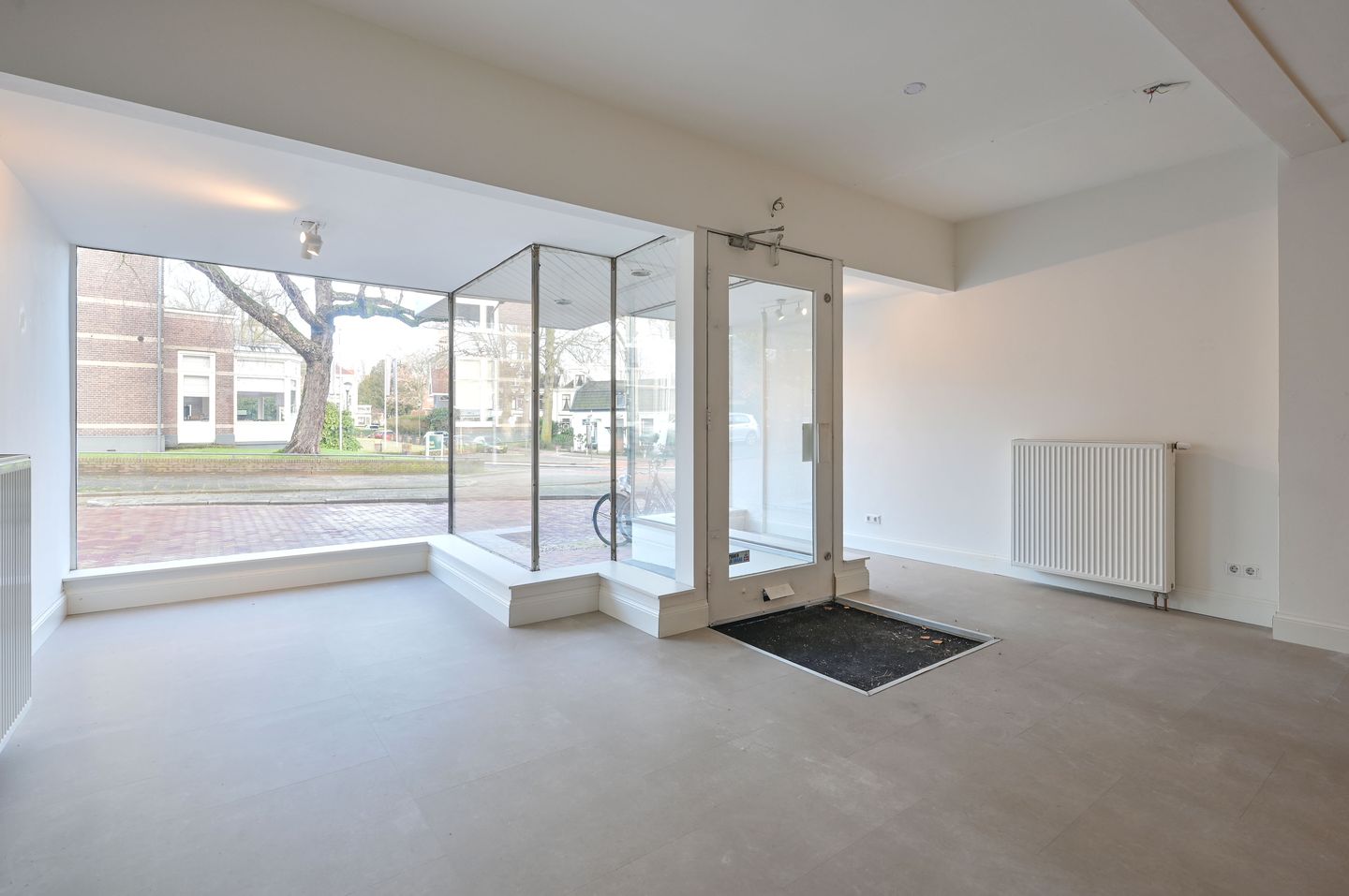 View photo 4 of Albertus Perkstraat 5