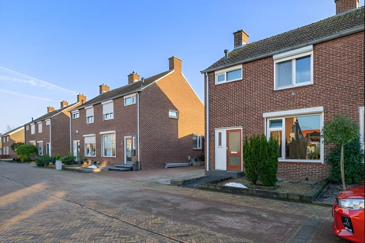 Foto 38 van Beatrixstraat 10