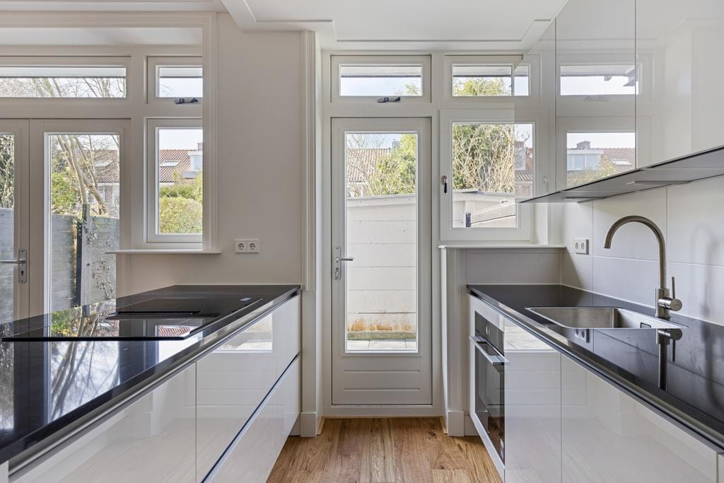 Photo 14 of Kamerlingh Onnesstraat 42