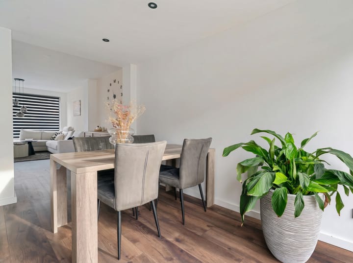 Foto 8 van Emmastraat 32