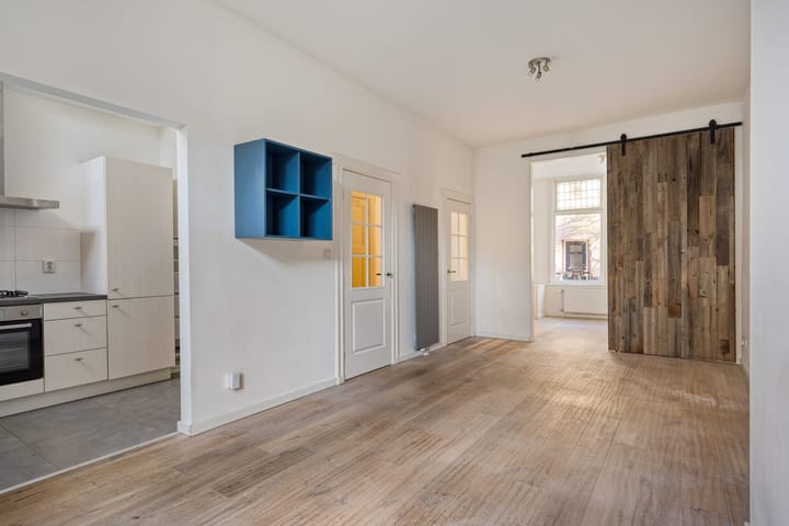 Foto 2 van Buitenruststraat 6