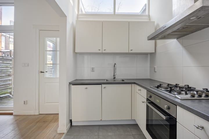 Foto 13 van Buitenruststraat 6