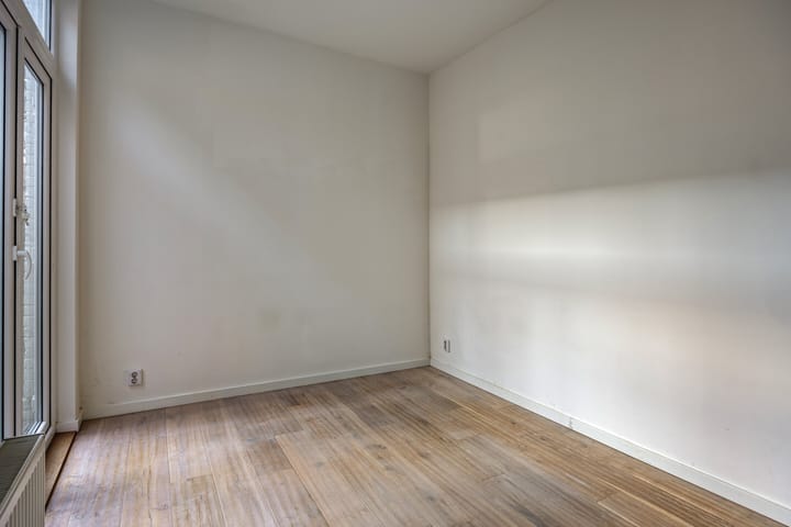 Foto 15 van Buitenruststraat 6