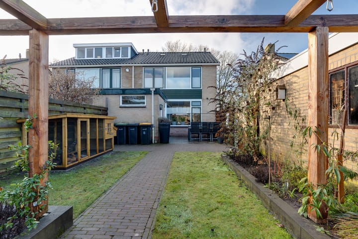 Foto 36 van Lijsterlaan 8