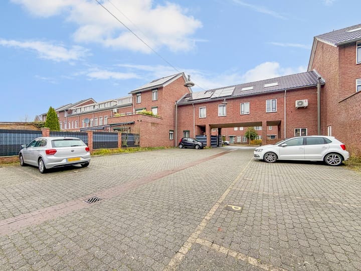 Foto 32 van Landbouwerserf 14