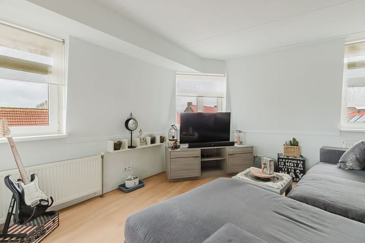 Foto 2 van Edisonstraat 2-E