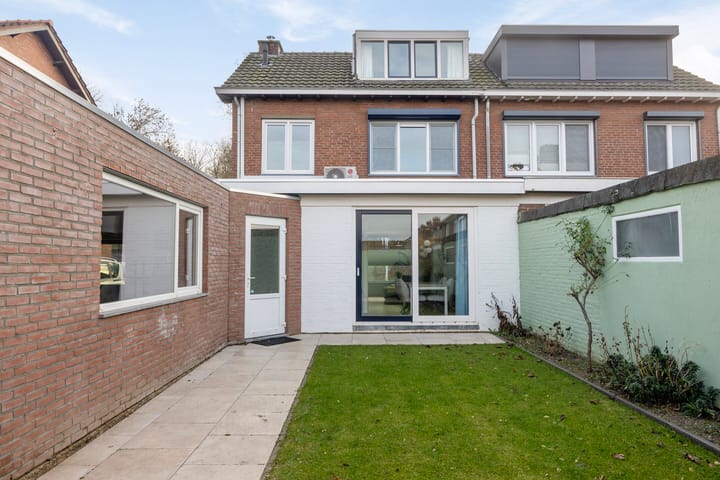 Foto 33 van Veldstraat 63