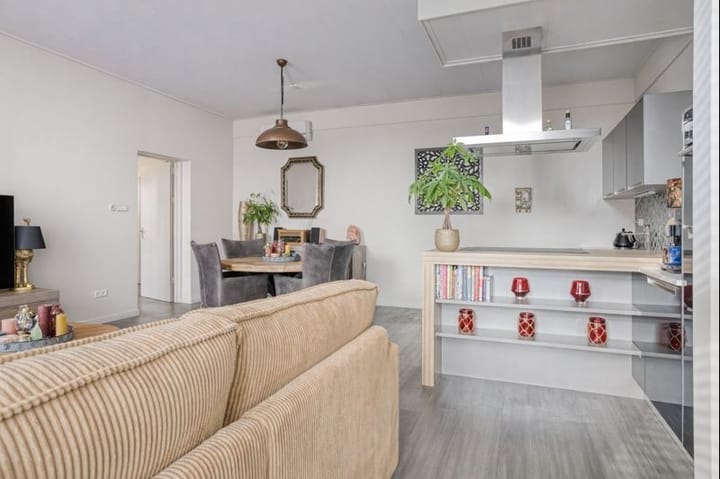 Photo 14 of Rubensstraat 2