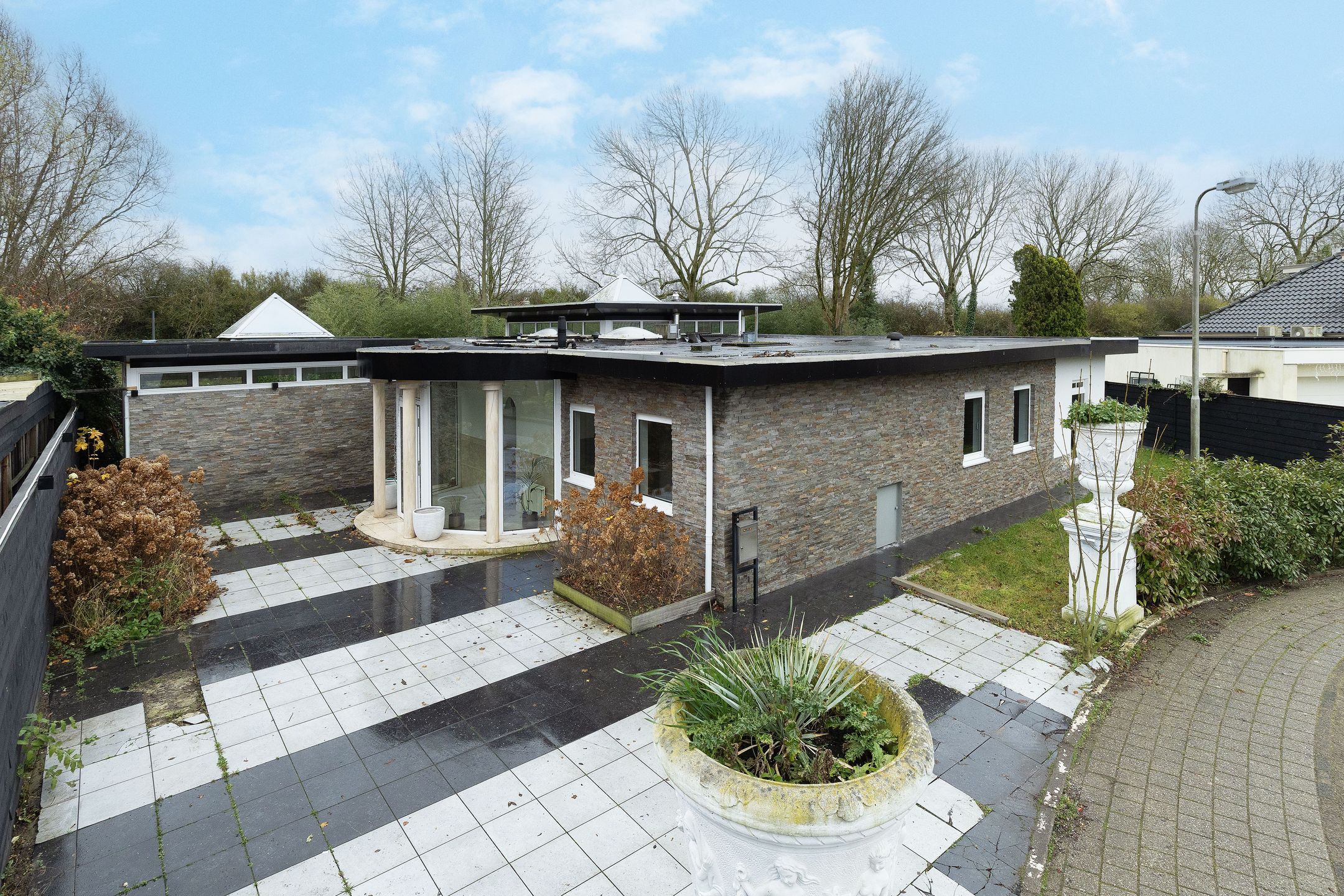 Buying a house in The Netherlands., Sandelingeweg 10