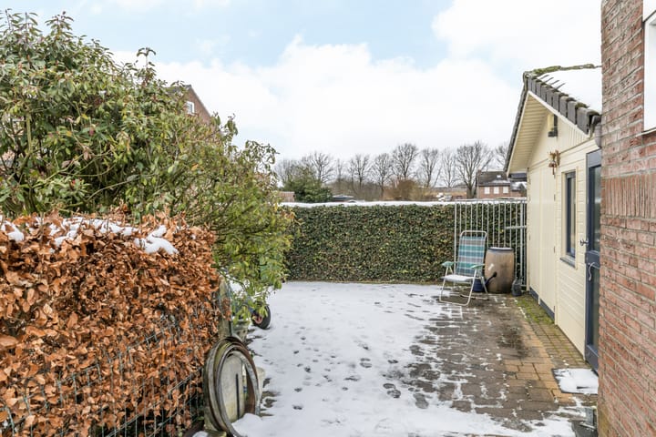 Foto 28 van Meesweg 12-A