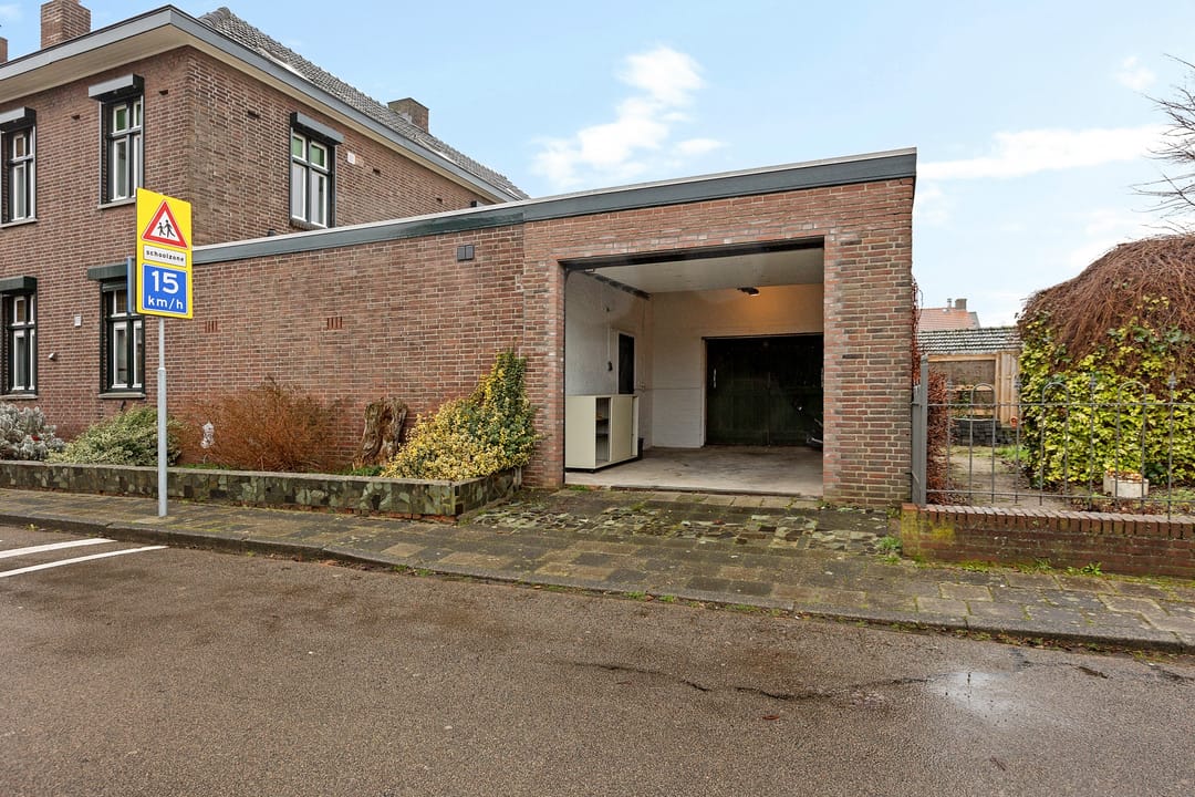 Foto 31 van Julianastraat 14