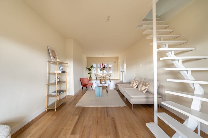 Foto 6 van Lekstraat 82-4B