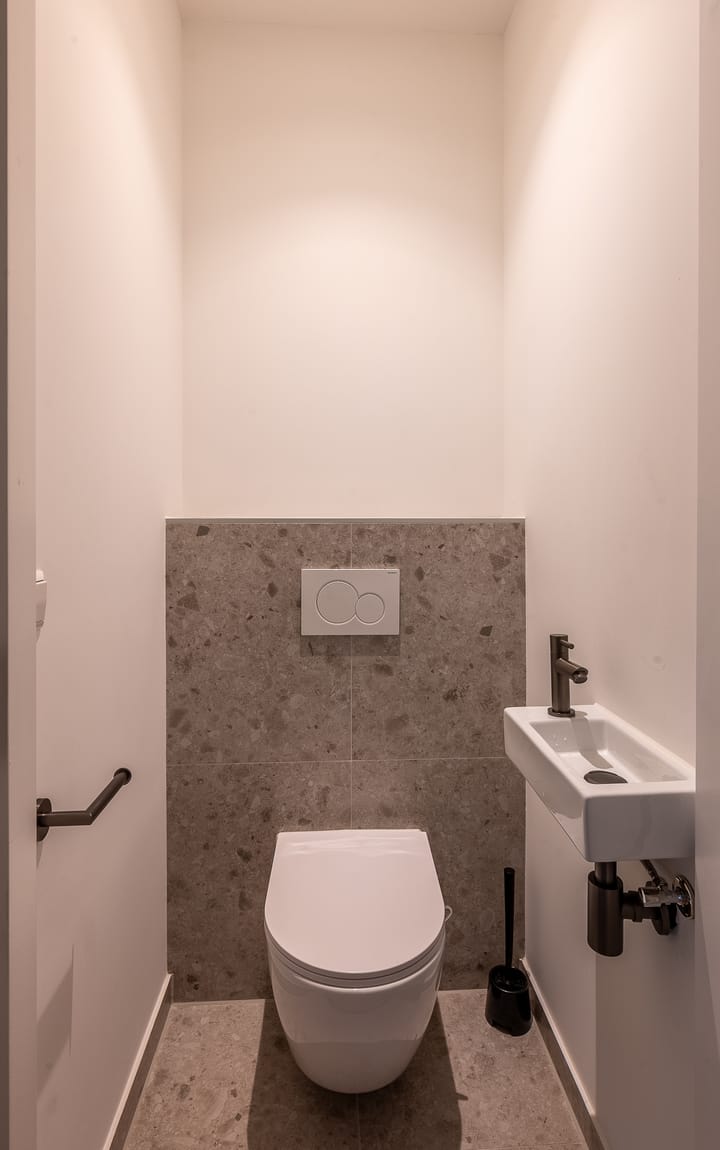 Foto 23 van Lekstraat 82-4B