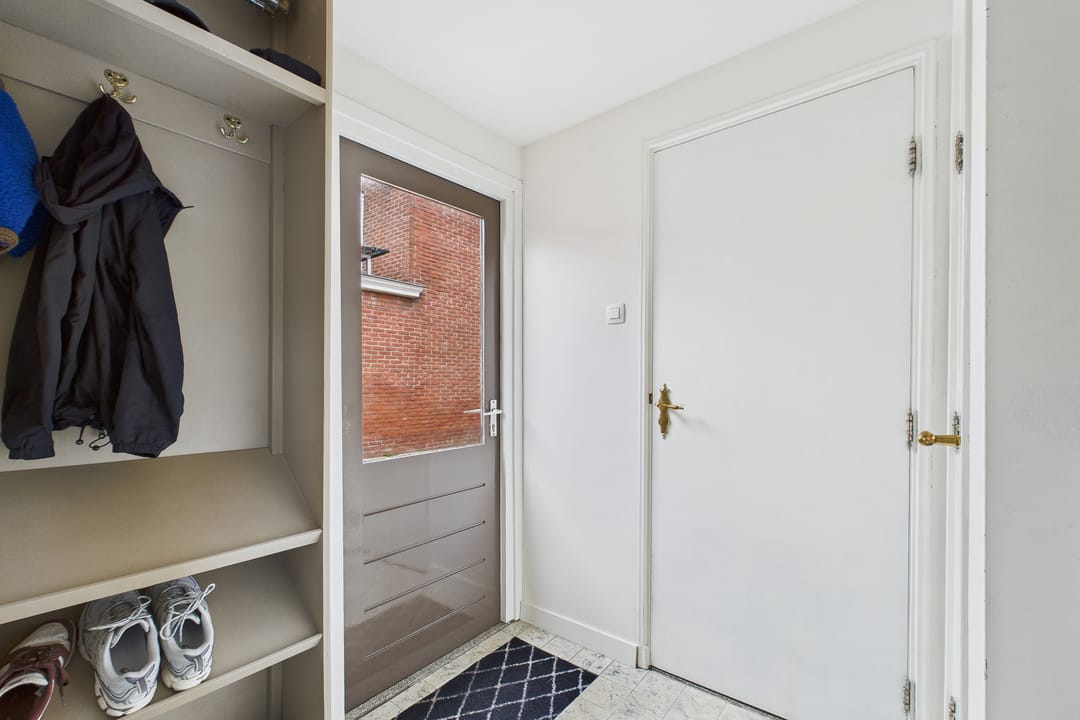 Photo 26 of Beatrixstraat 4