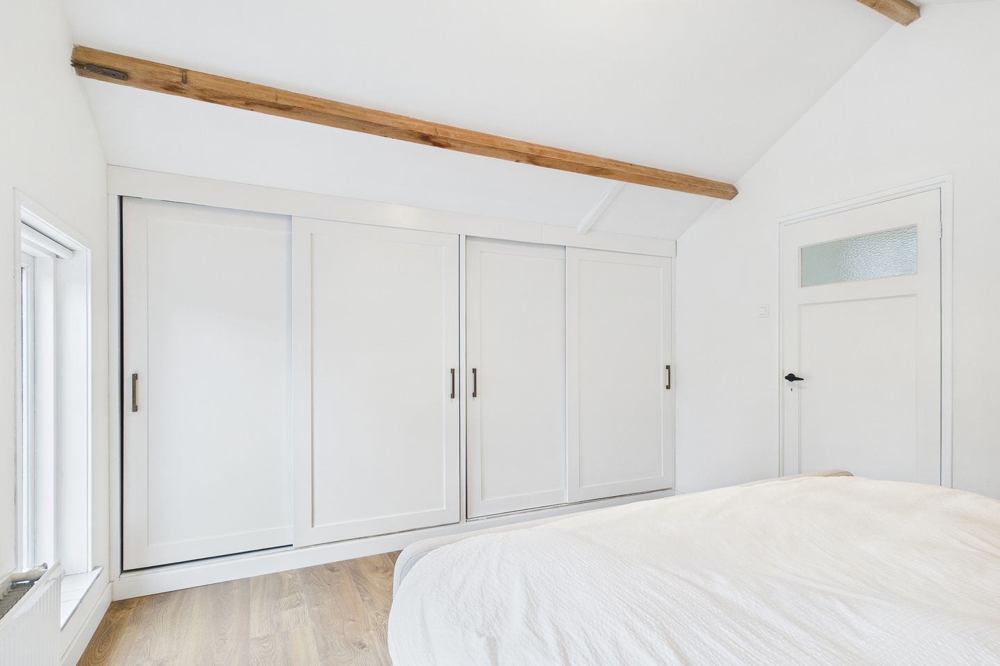 Photo 35 of Beatrixstraat 4
