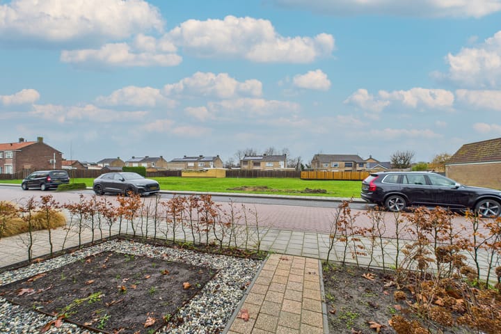 Foto 44 van Beatrixstraat 4