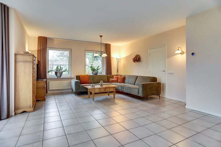 Foto 9 van Helenaveenseweg 69