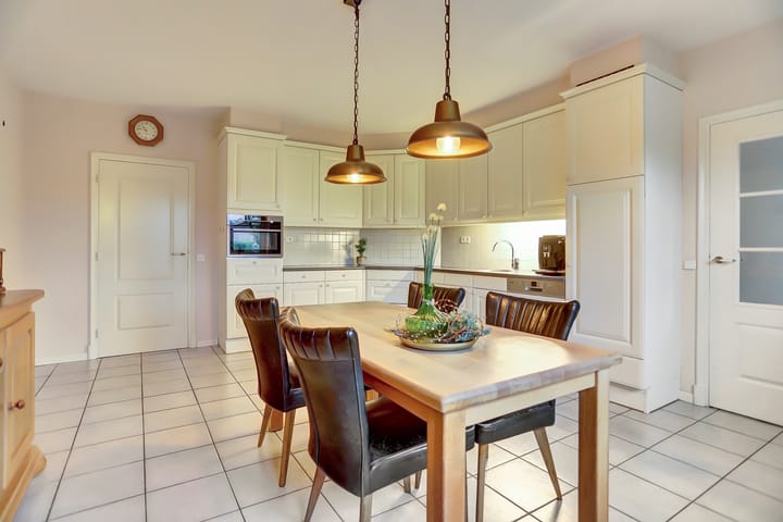 Foto 16 van Helenaveenseweg 69