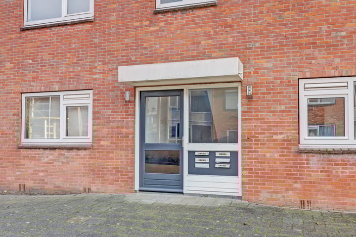 Photo 4 of Jan van de Capellelaan 14