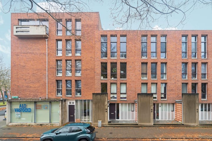 Photo 4 of Raden Adjeng Kartinistraat 5