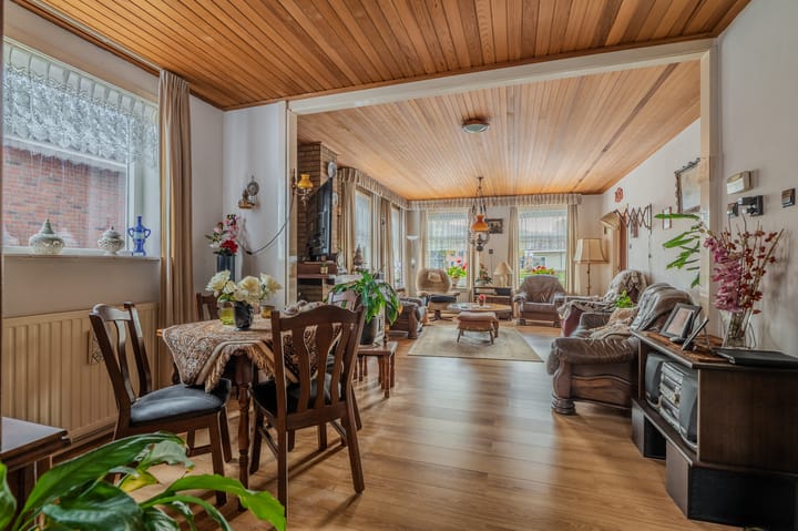 Photo 2 of Diepswal 49