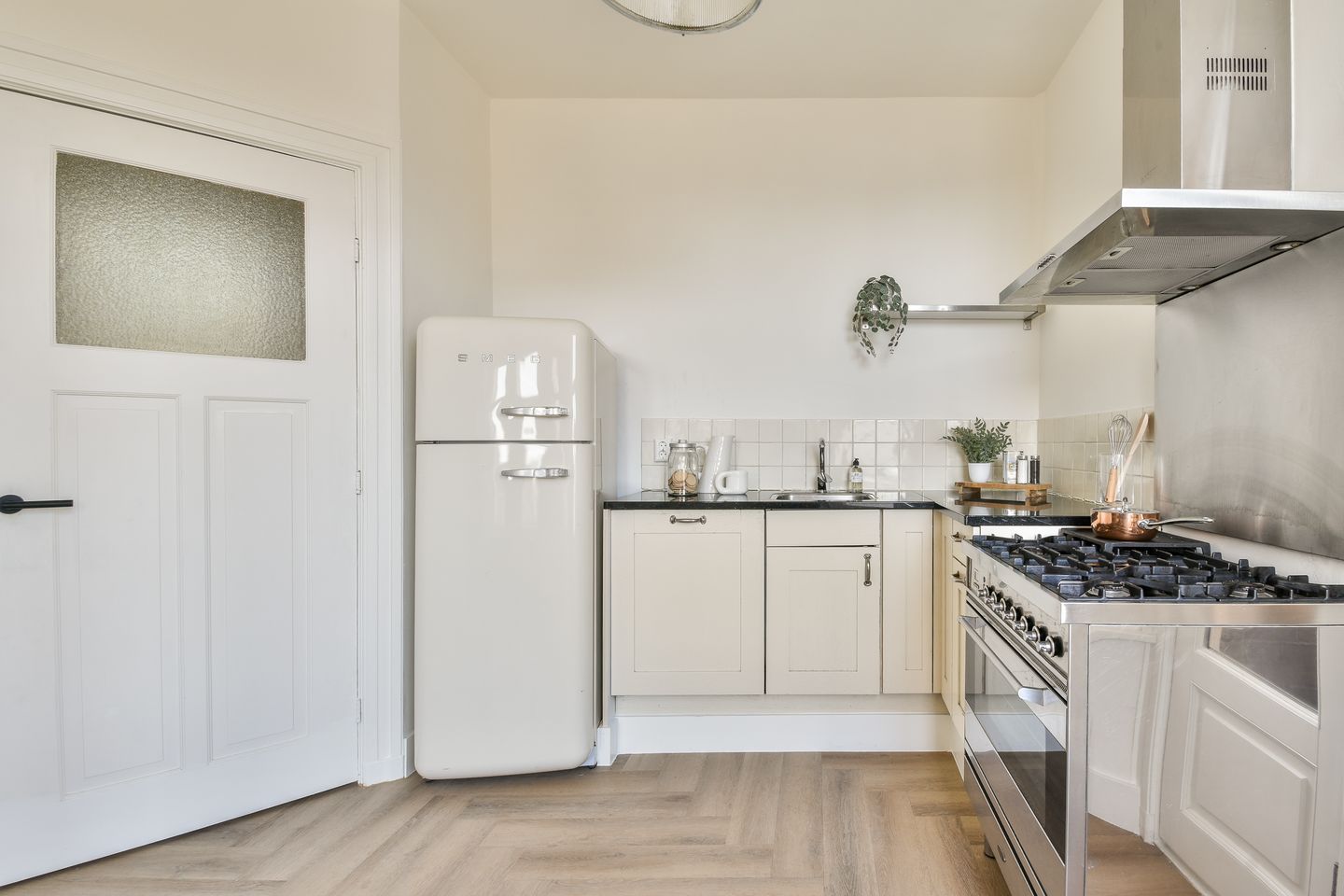 Photo 10 of Amstelveenseweg 214-3