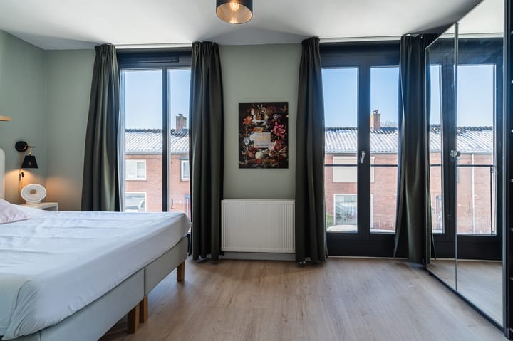 Foto 19 van Ampèrestraat 114