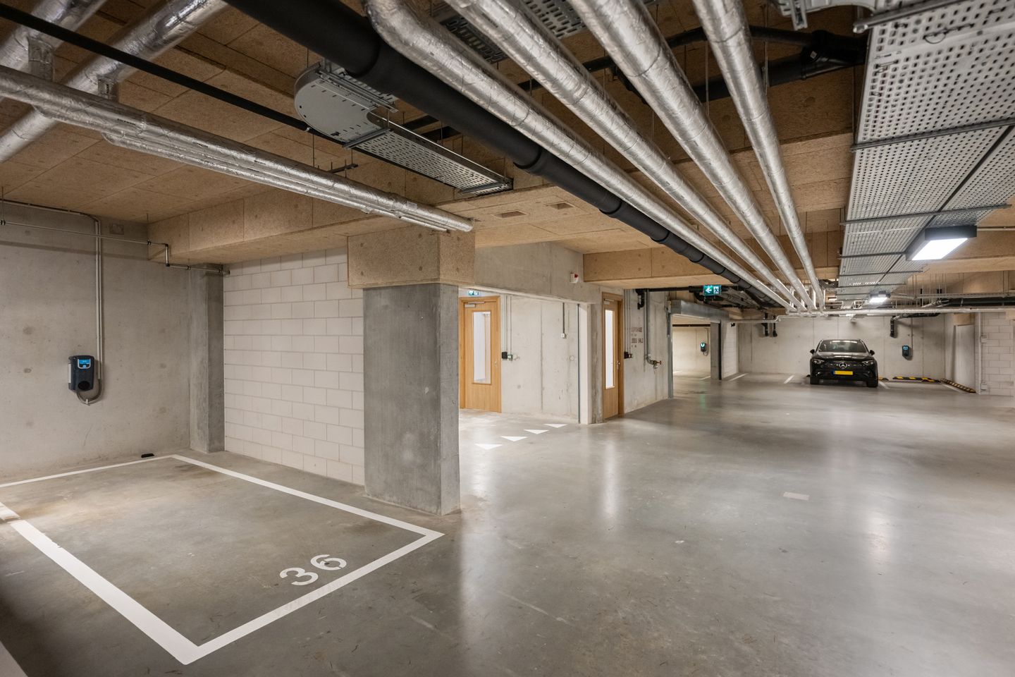 Foto 40 van Loods Bali 122