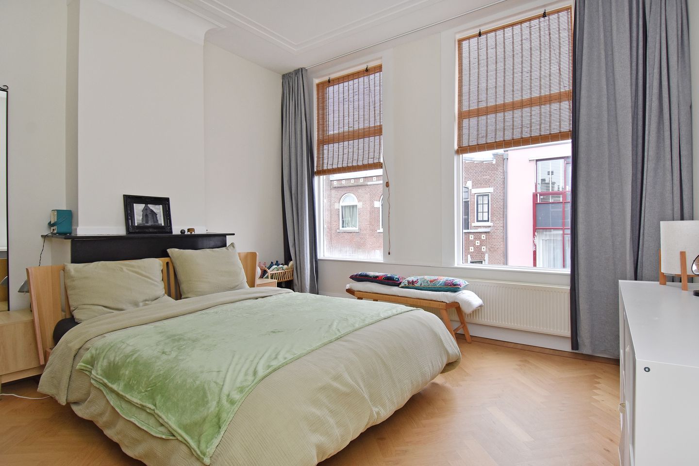 Photo 14 of Van Aerssenstraat 79