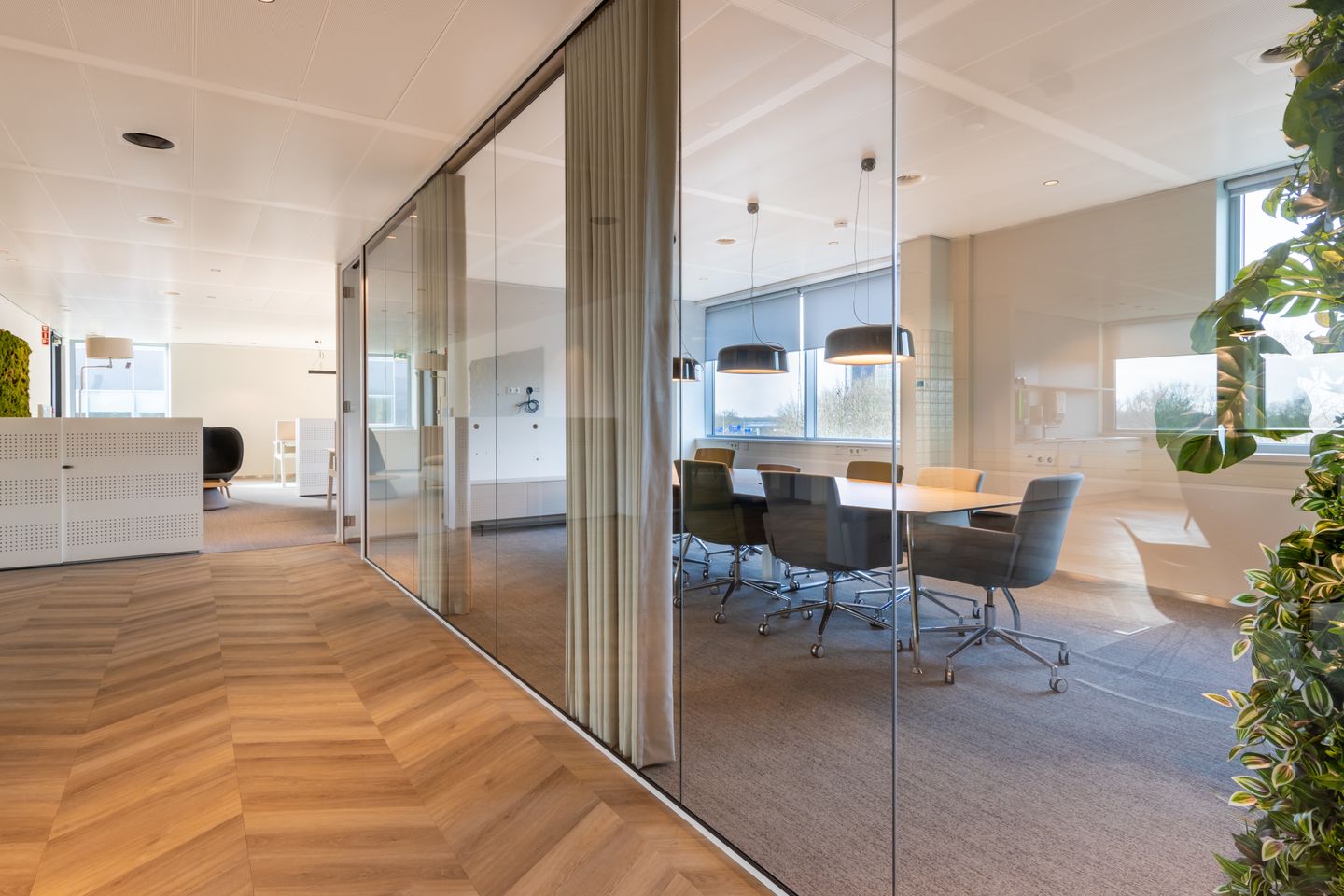 View photo 4 of Dr. Hub van Doorneweg 195