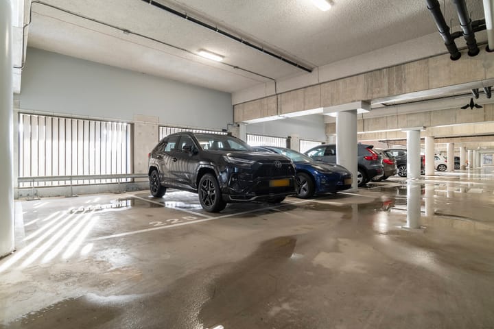 Foto 30 van De Monchyplein 12