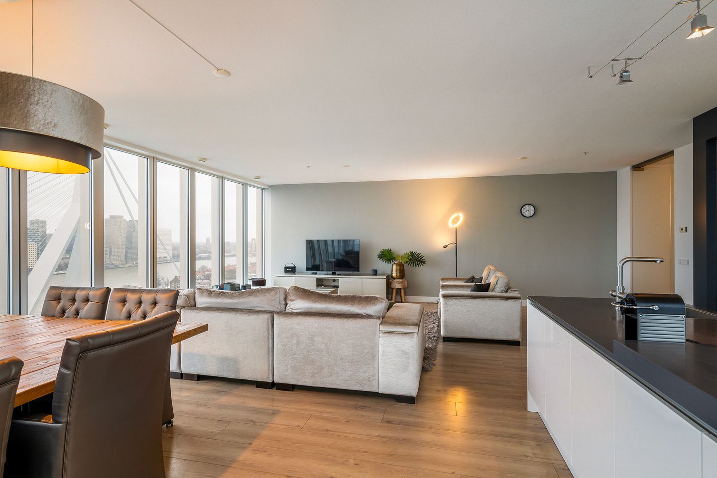 Foto 5 van Wilhelminakade 323