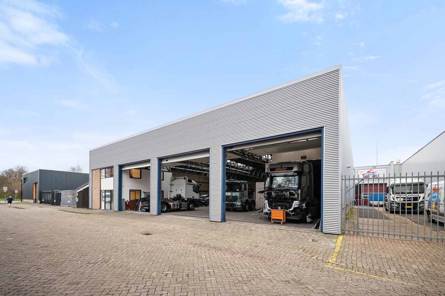 Bekijk foto 1 van Edelhertstraat 12