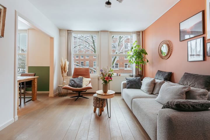 Photo 4 of Jasper Leijnsenstraat 10-1