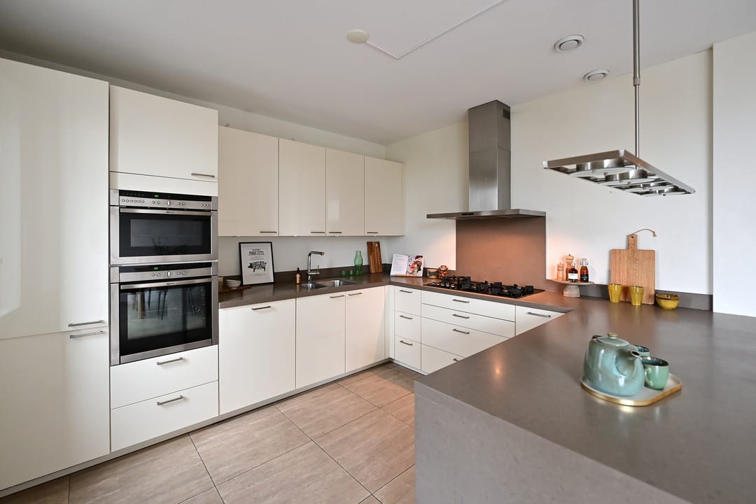 Foto 8 van Burgemeester de Bordesstraat 56