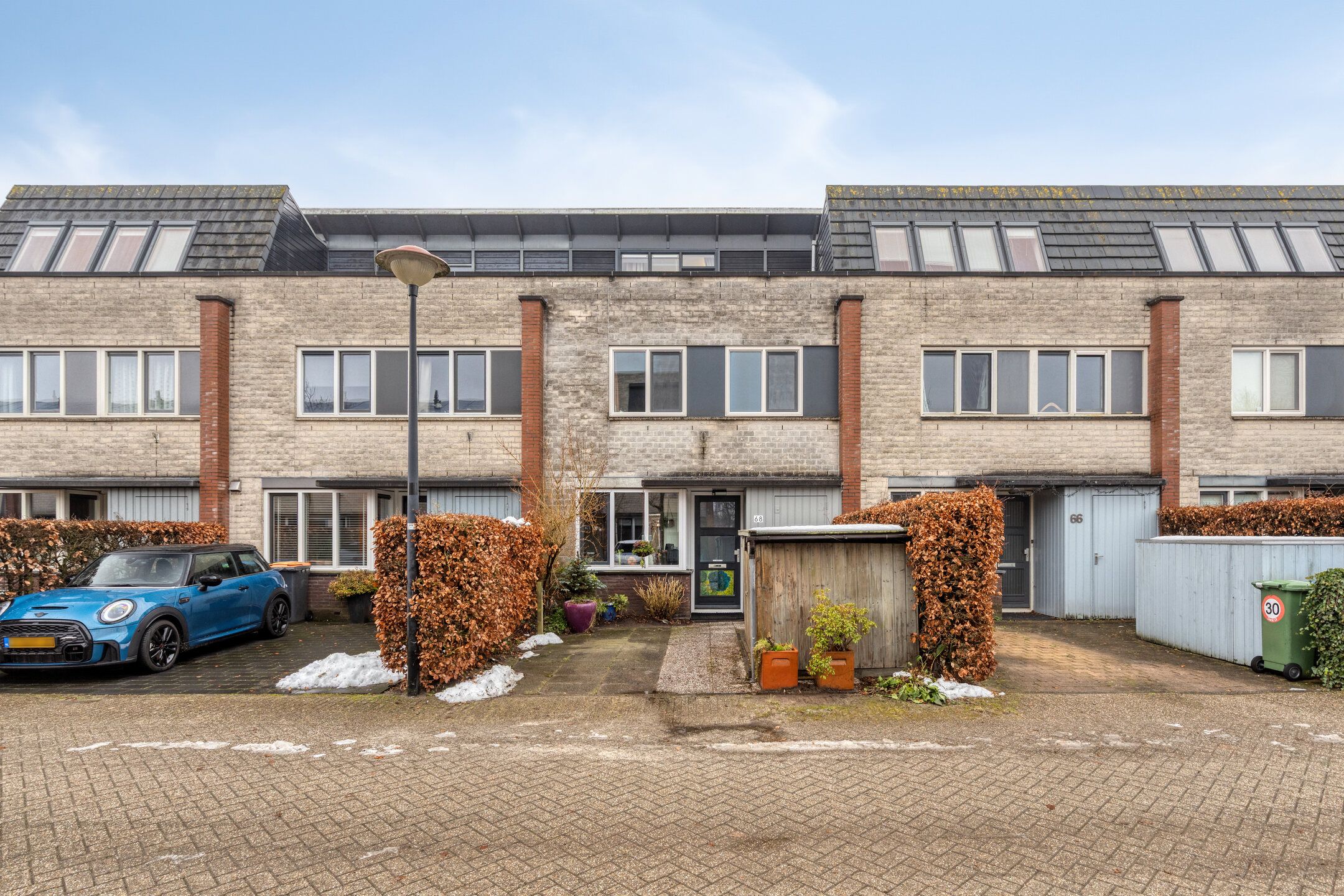 Buying a house in The Netherlands., Waterviolier 68