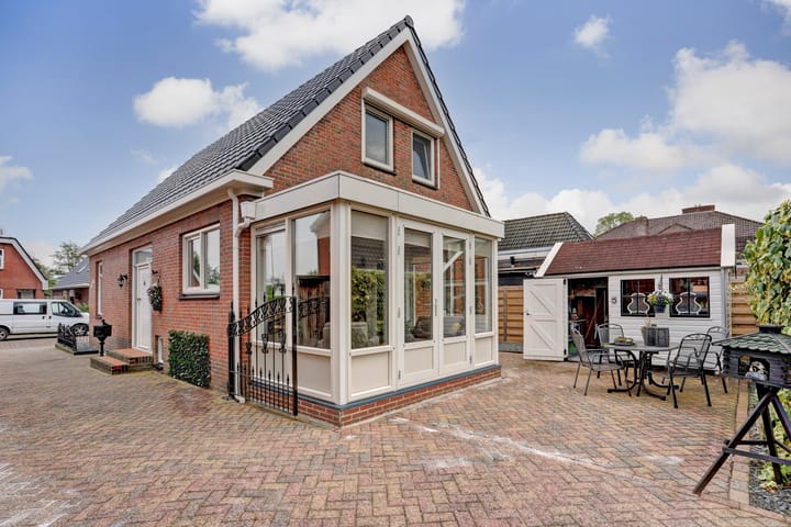 Photo 3 of Skoalikkers 6-A