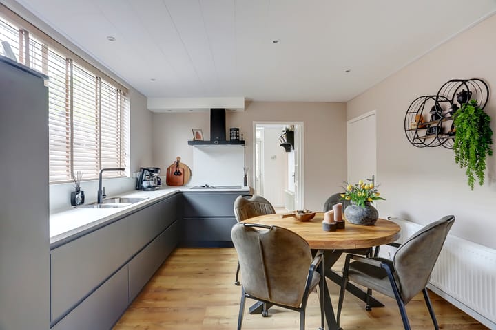 Foto 6 van Skoalikkers 6-A