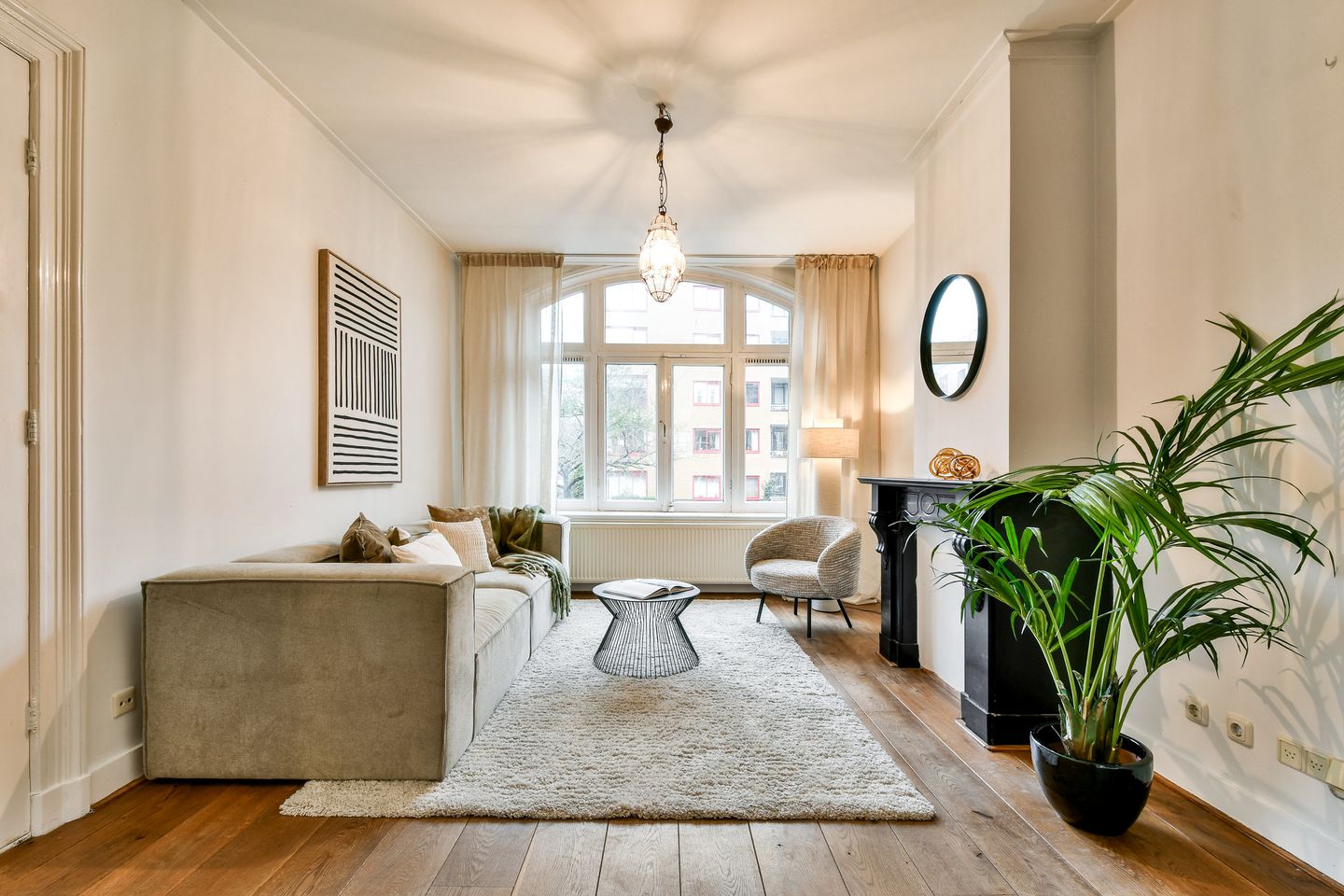 Photo 5 of Justus van Effenstraat 44