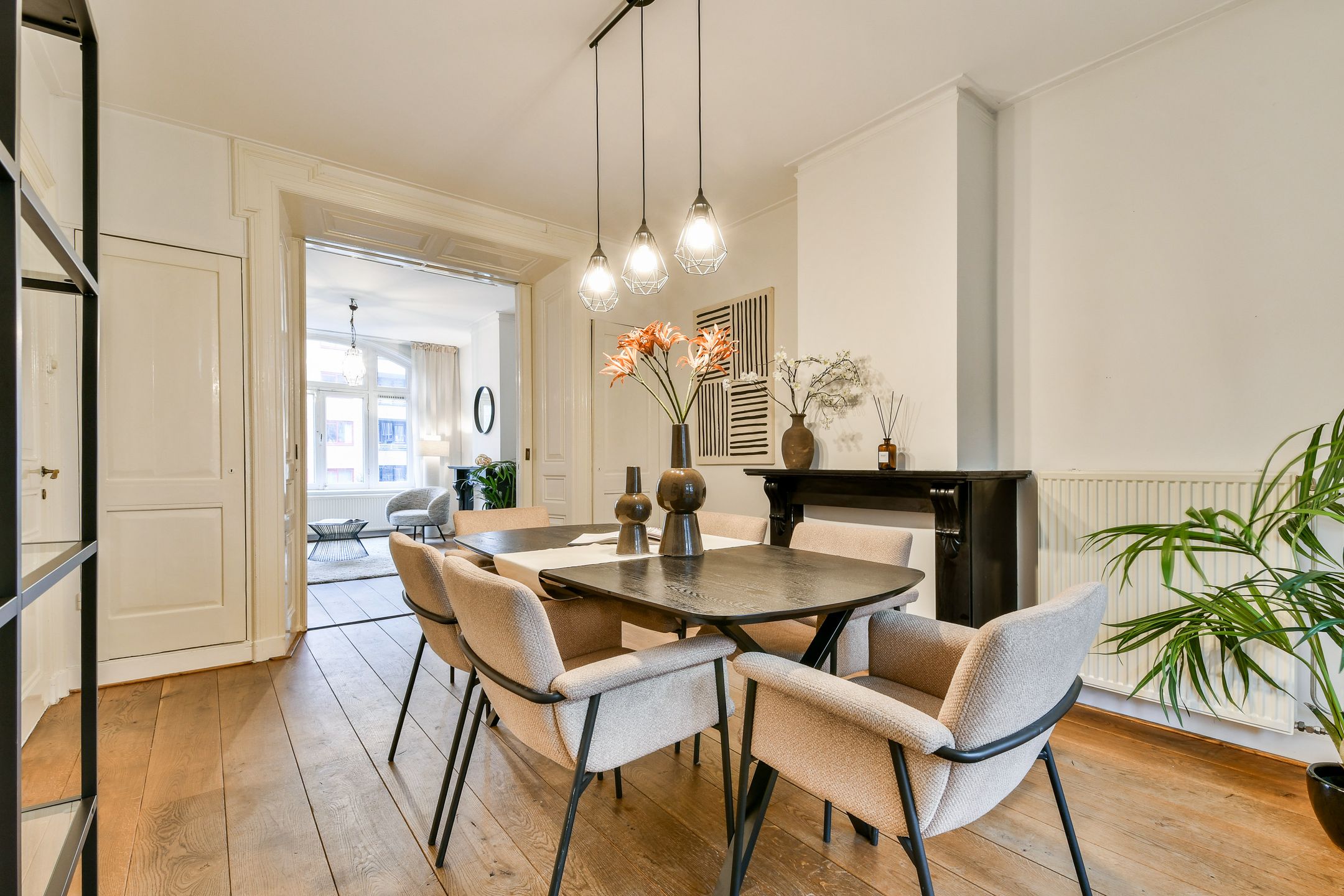 Photo 9 of Justus van Effenstraat 44
