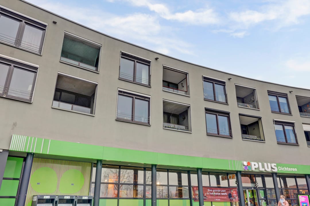 Foto 2 van Willy Brandtplein 254