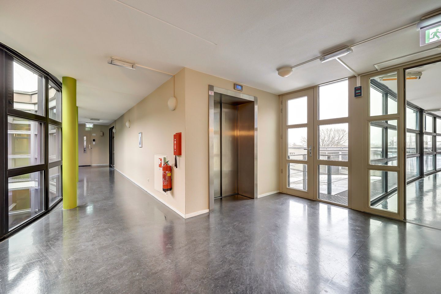 Foto 5 van Willy Brandtplein 254